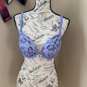 Victoria's Secret Light Purple Lace Bra